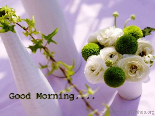 Wonderful white green flowers for morning greetings